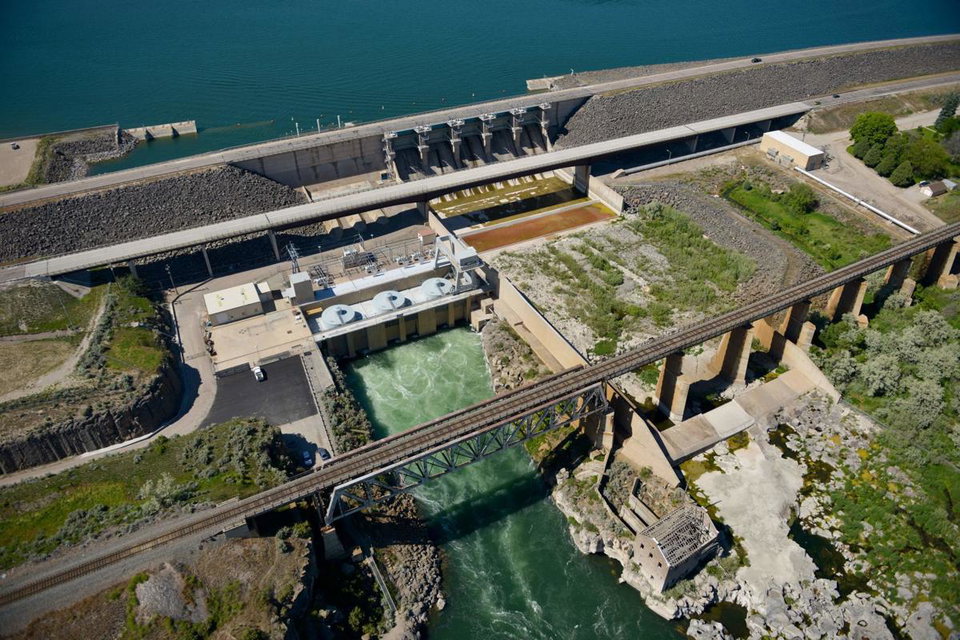 American Falls Dam