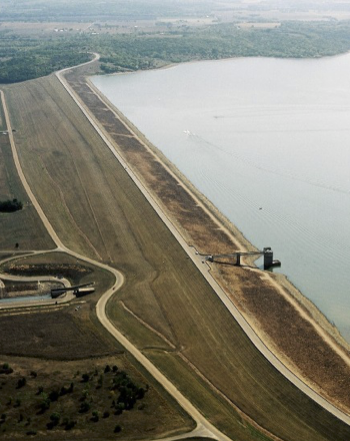 Clinton Dam