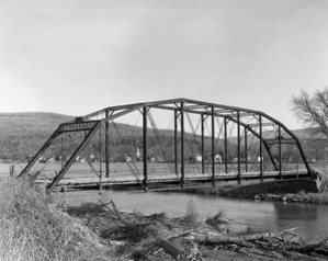 Arena bridge