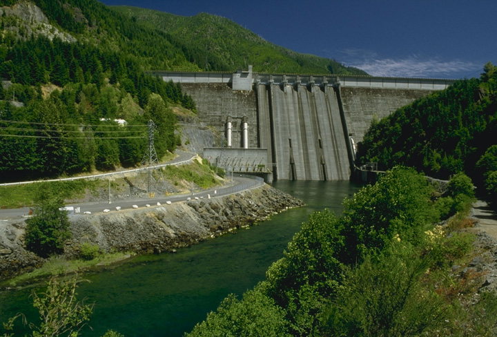Detroit Dam