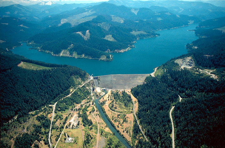 Hills Creek Dam