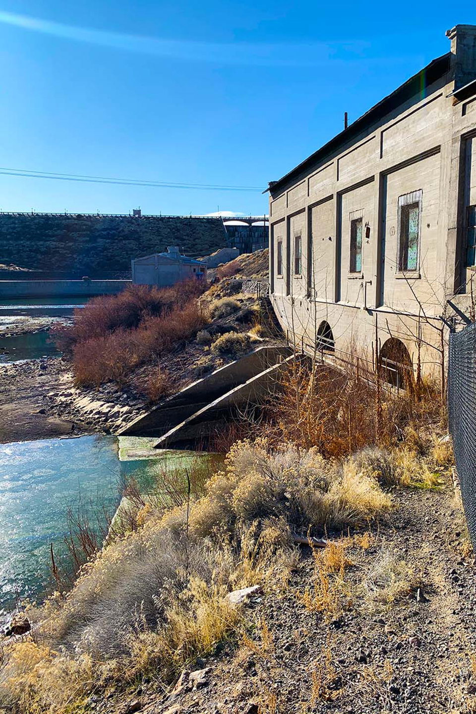 Lahontan Dam